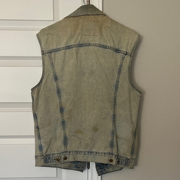 Levi's Light Blue Denim Vest - Picture 5 of 6